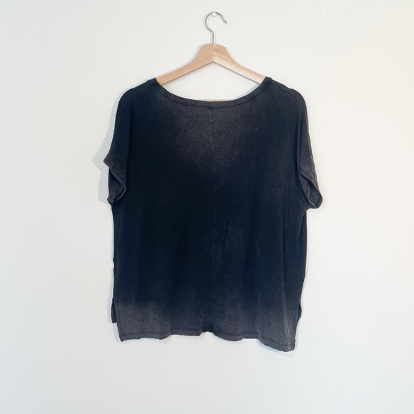 American Eagle Outfitters Soft & Sexy Acid Wash Black V-Neck Tee Shirt - Picture 5 of 5